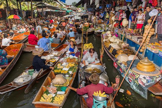 73 Damnoen Saduak, Drijvende Markt.jpg